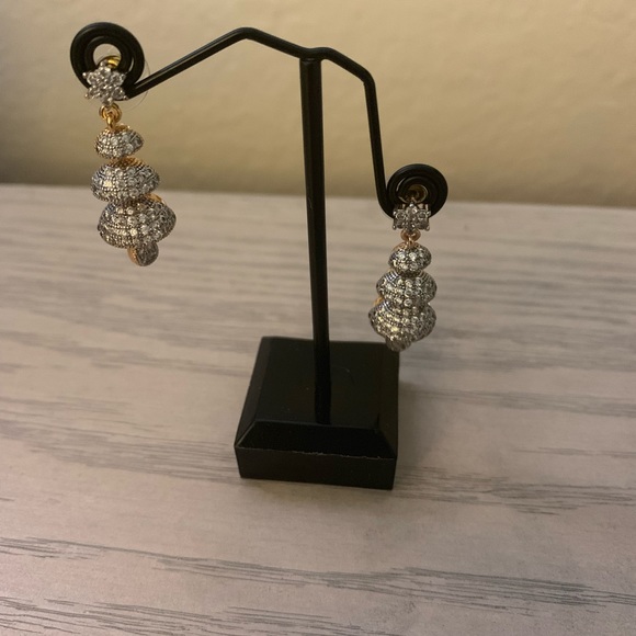 Stepping stones earring - Picture 4 of 6